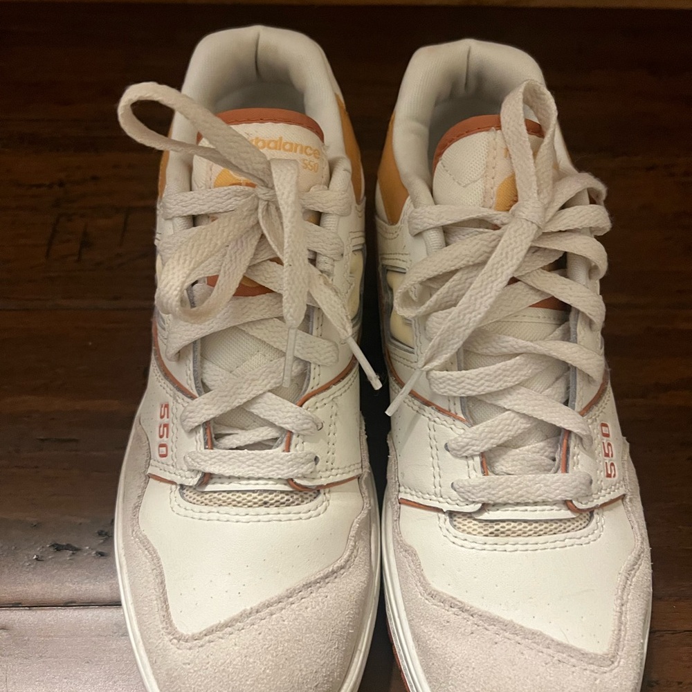 New Balance 550 Au Lait (Women’s Sz 7) - Picture 3 of 4